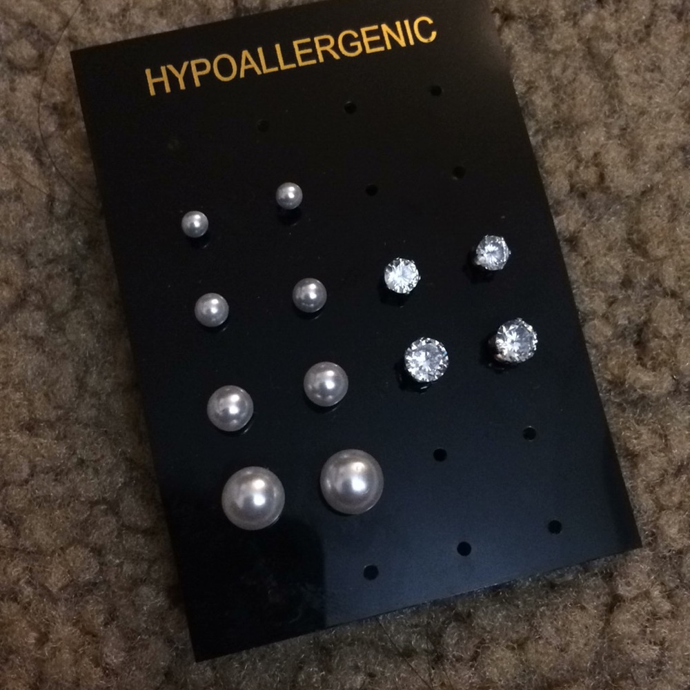 ❤️4 for $10❤️earring bundle